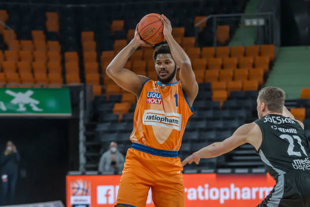 足协金板凳 足协金板凳