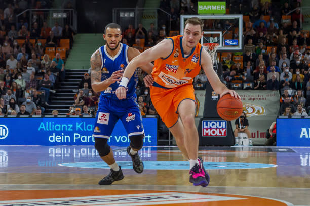 瓦尔迪的加 瓦尔迪的加